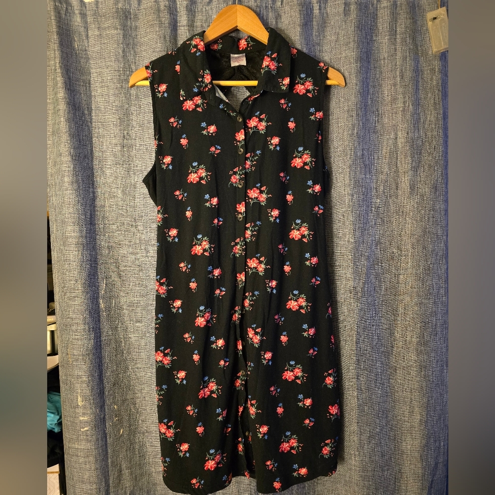 Lace back shirt dress. No Boundaries size xl or 15/17